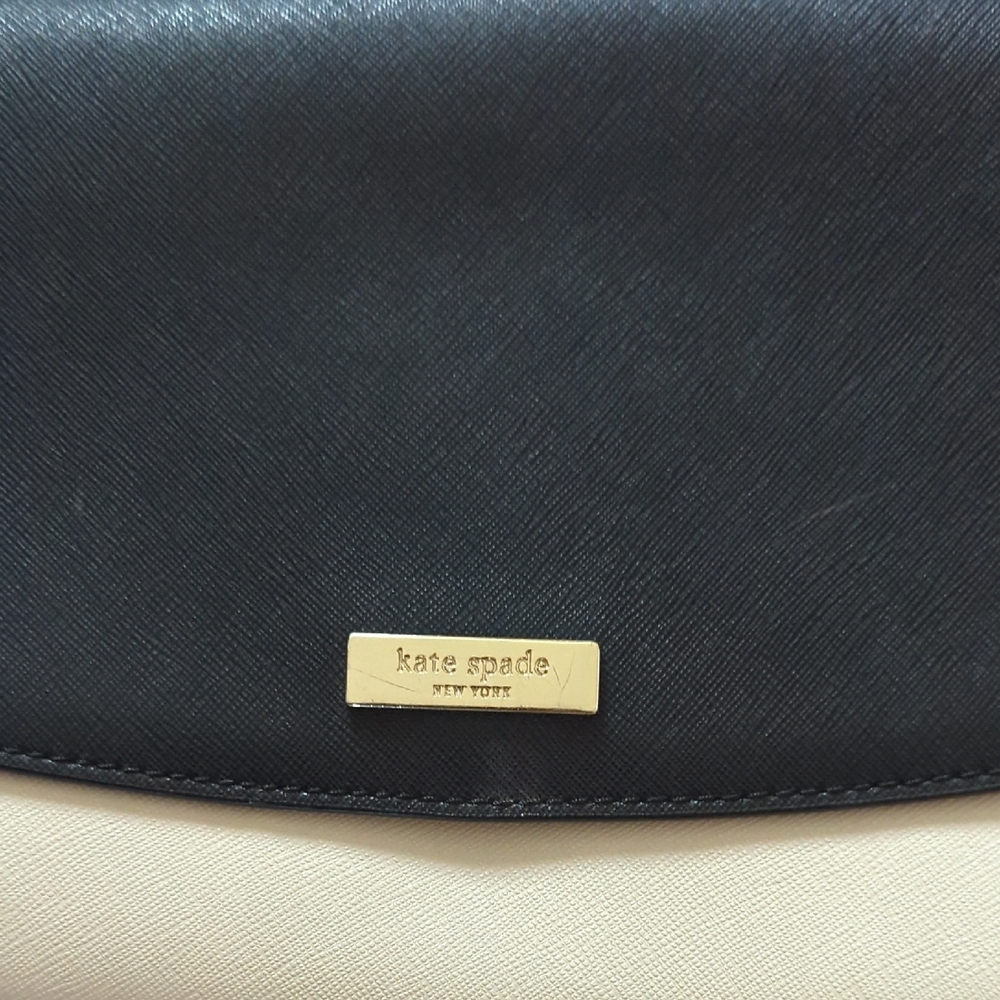 Kate Spade Laurel Way Greer Leather & Chain Crossbody Bag - Picture 2 of 5